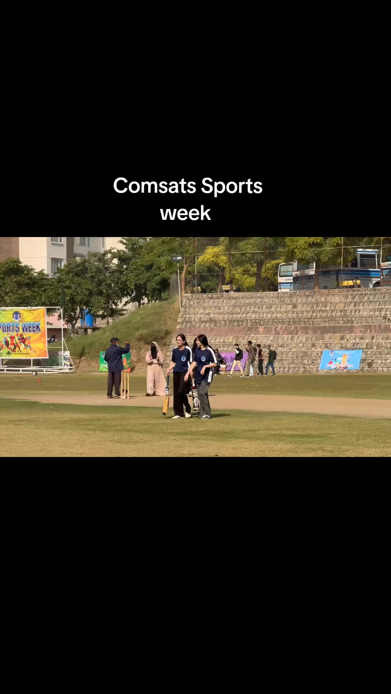 @comsians