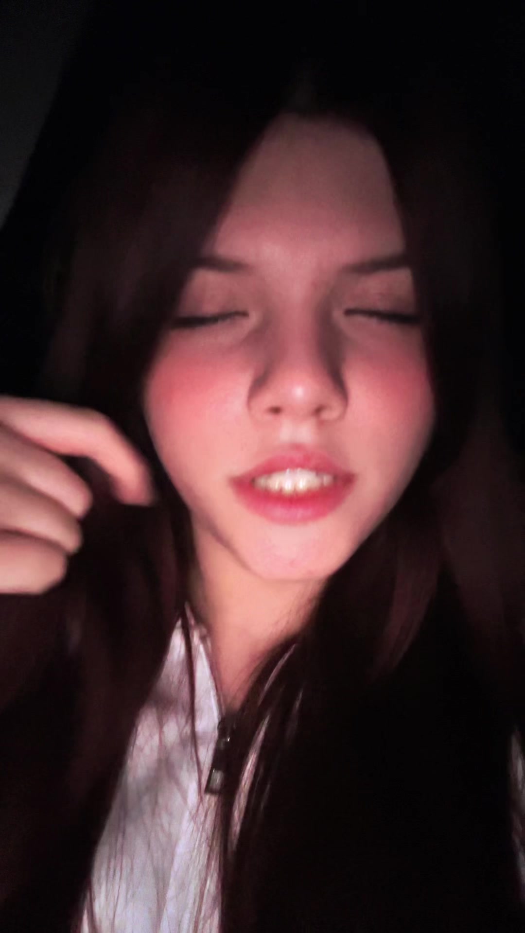@Anna🥀