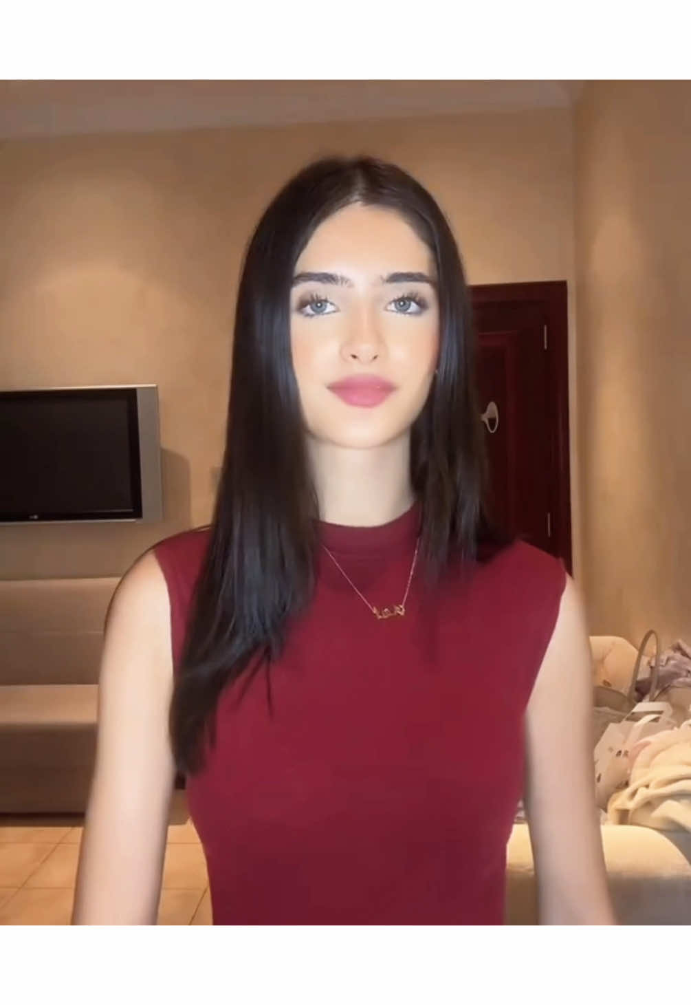 @arishaeshaikhfanpage