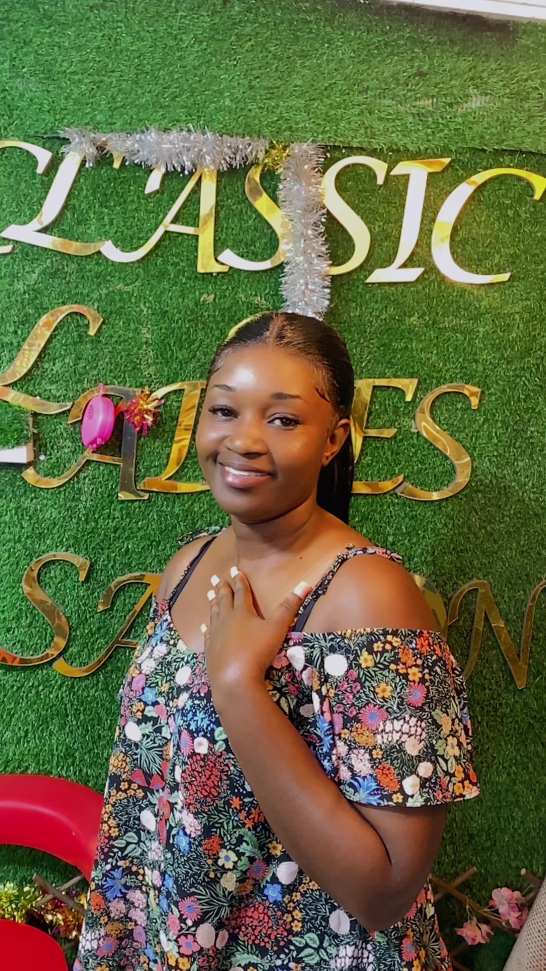 @CLASSIC LADIES SALOON