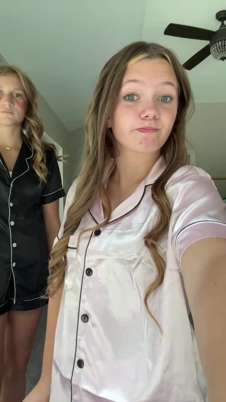 @𝐋𝐲𝐫𝐢𝐜