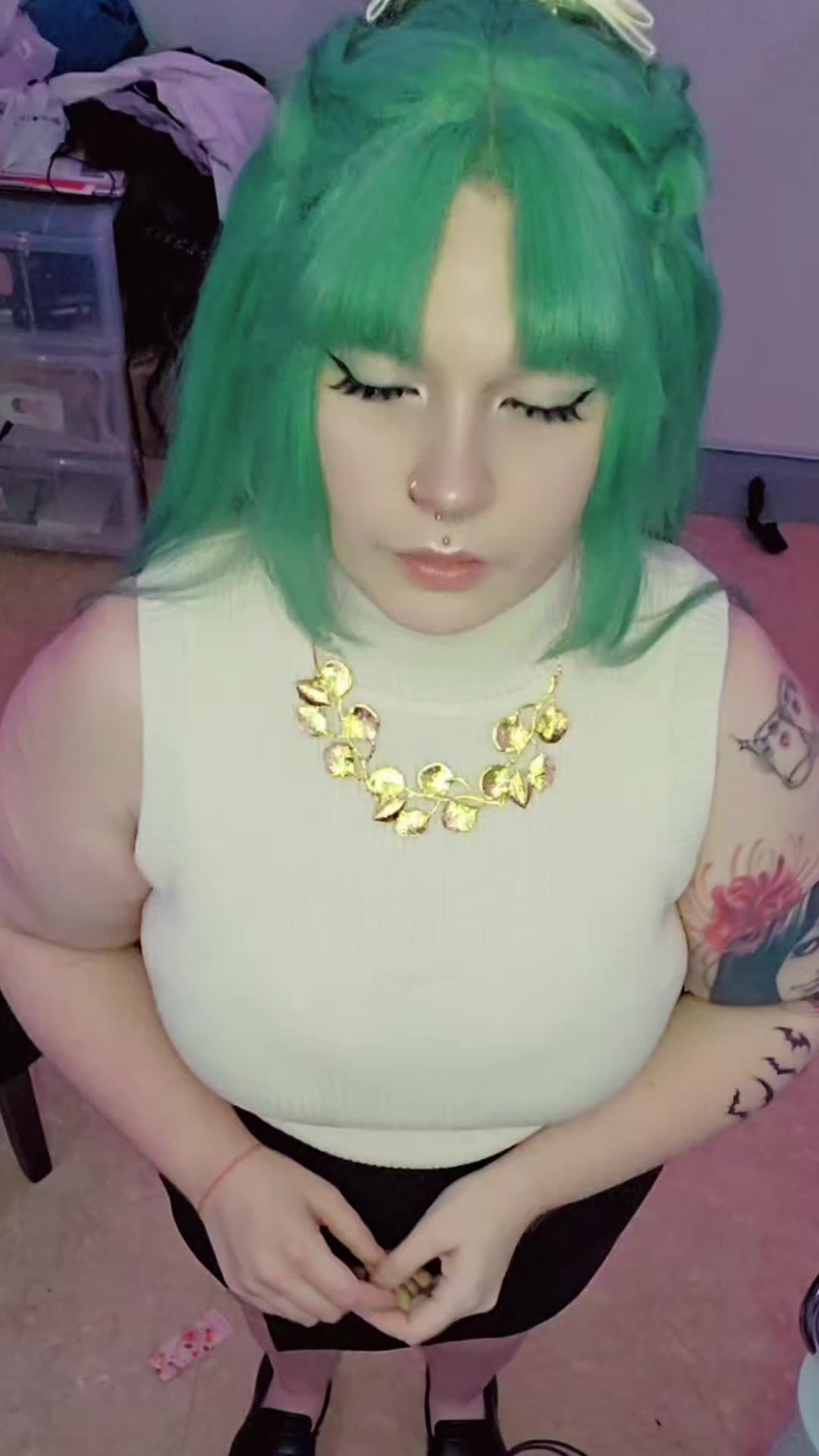 @_ch3rry_cos
