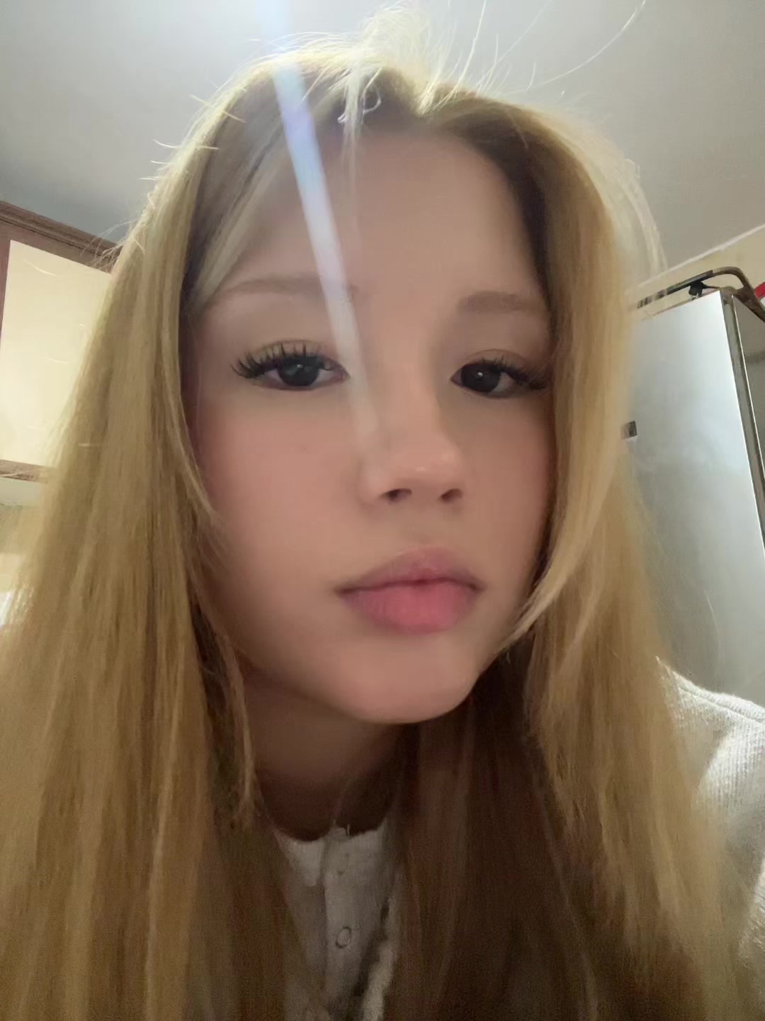 @elliflly