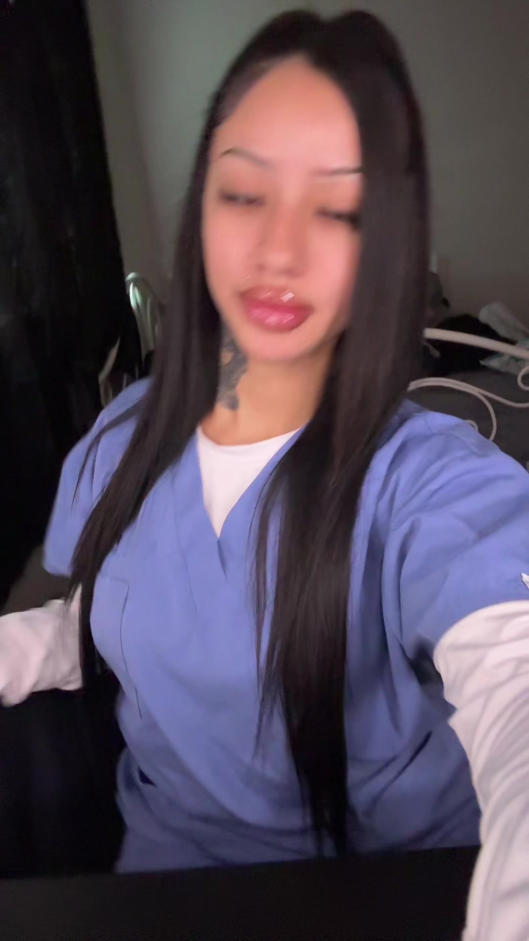 @𝑅 ✰