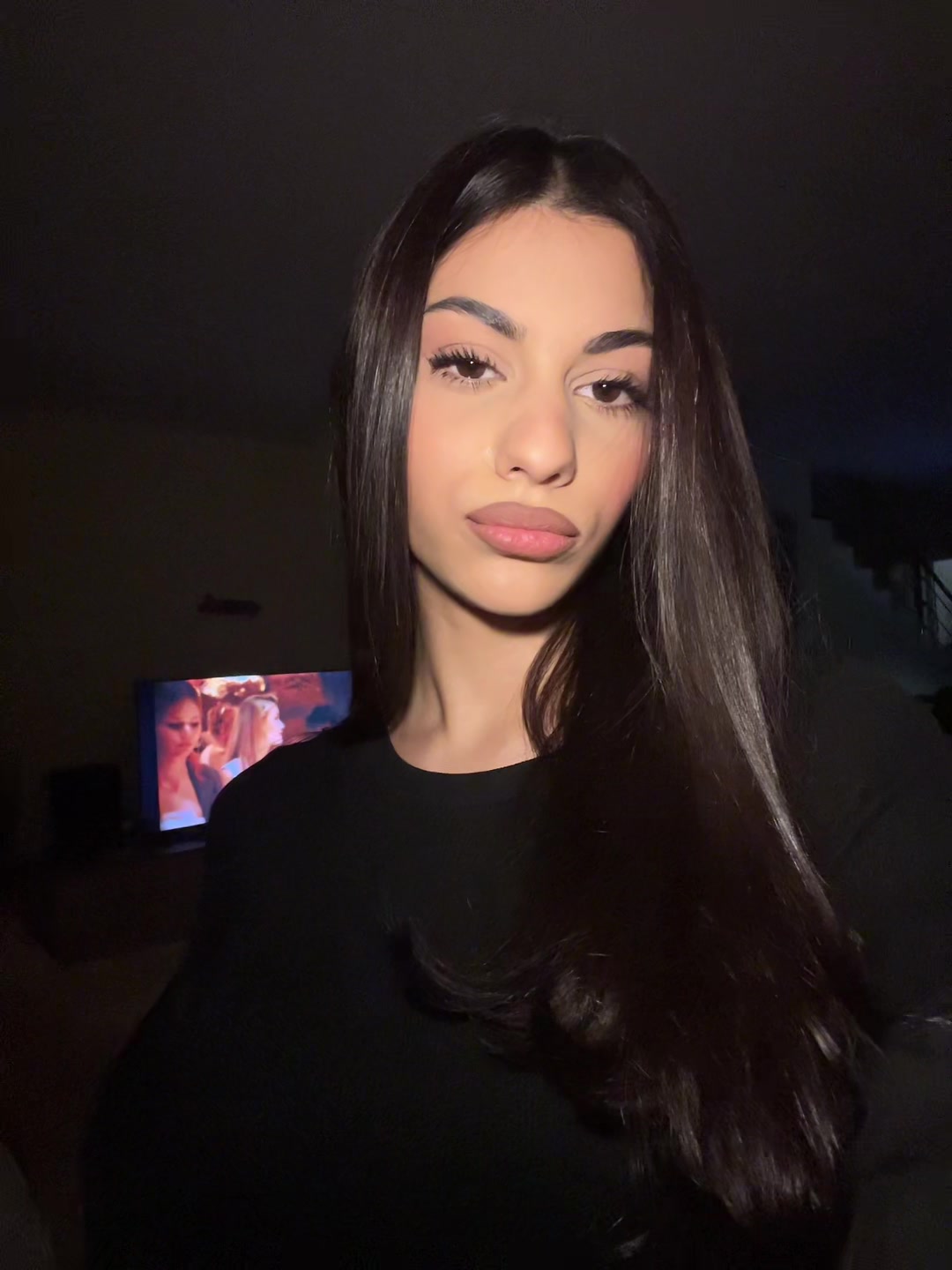 @миња