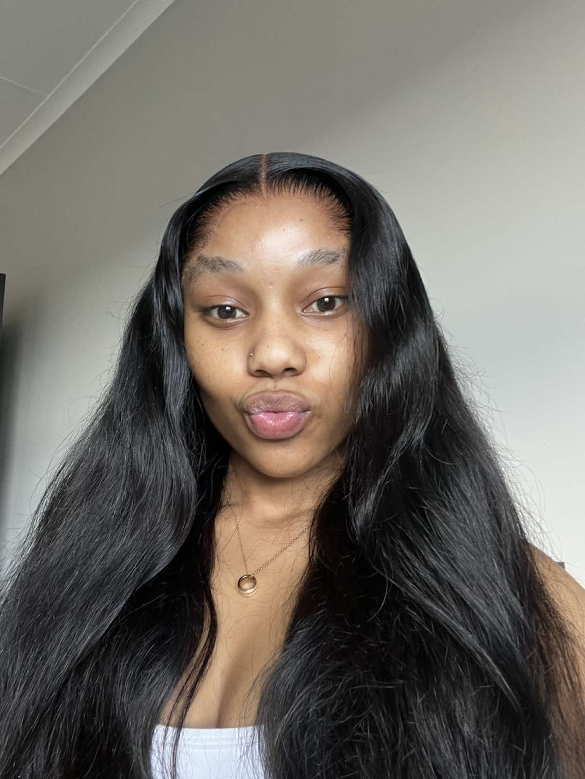 @𝑎𝑚𝑎𝑛𝑑𝑎💋