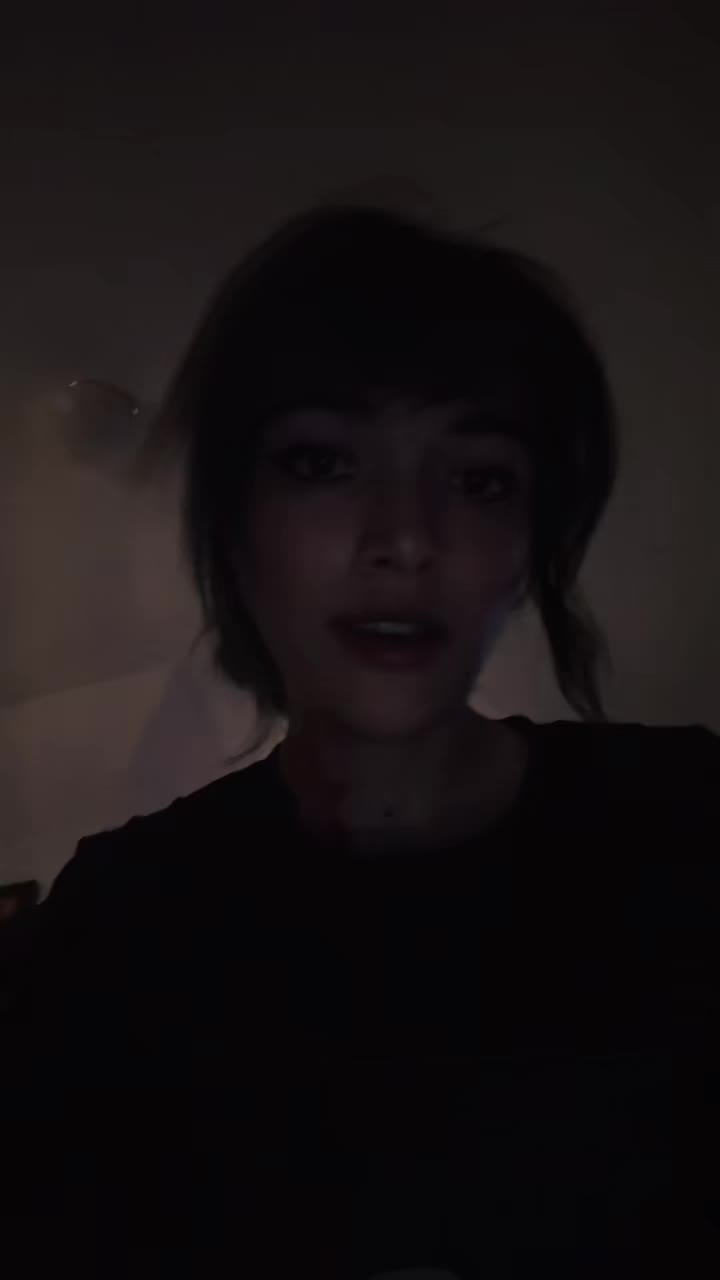 @Bee