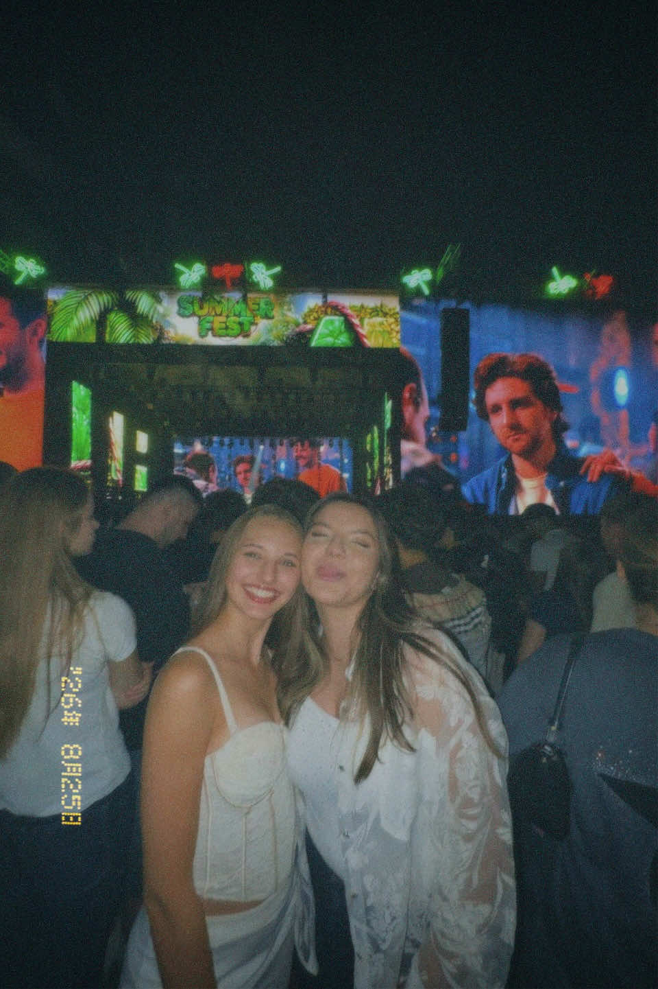 @arina.