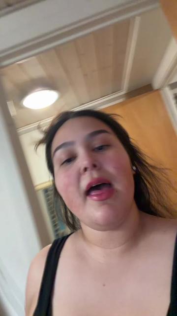 @NinaQueen98