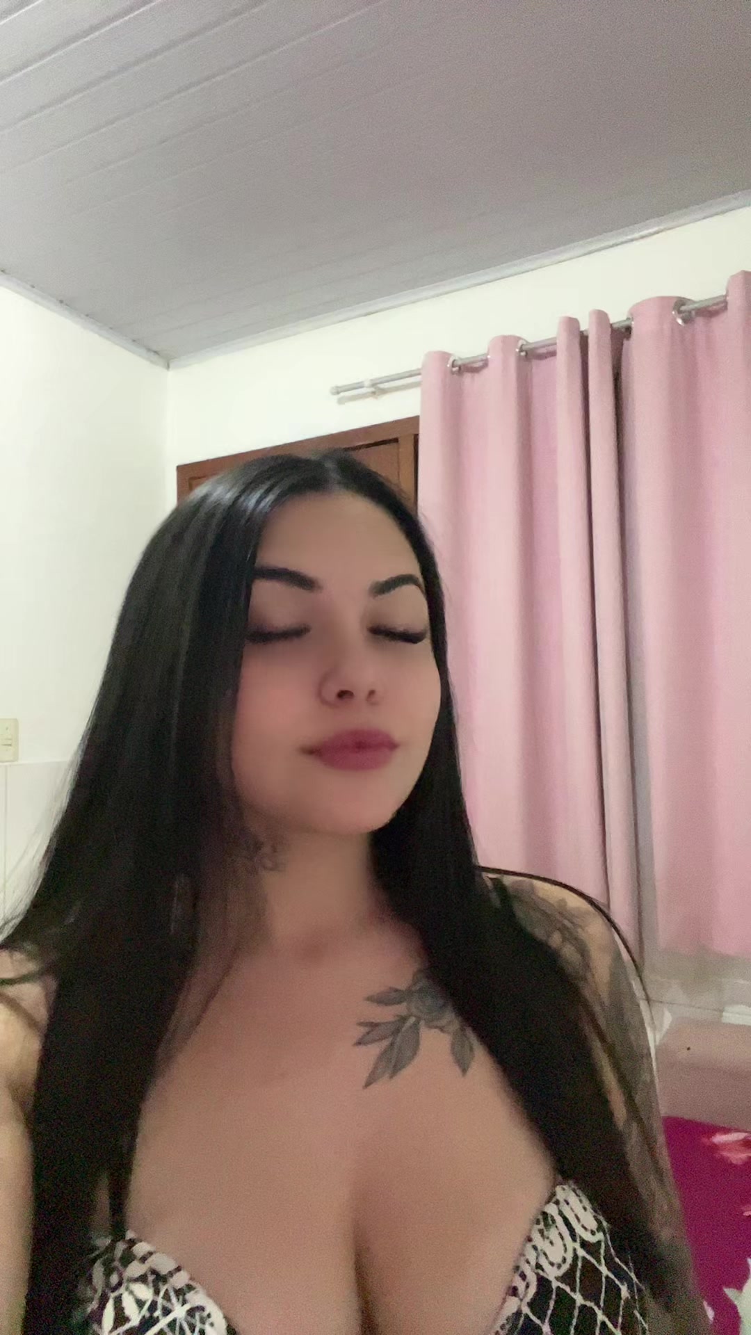 @Caroline Castro