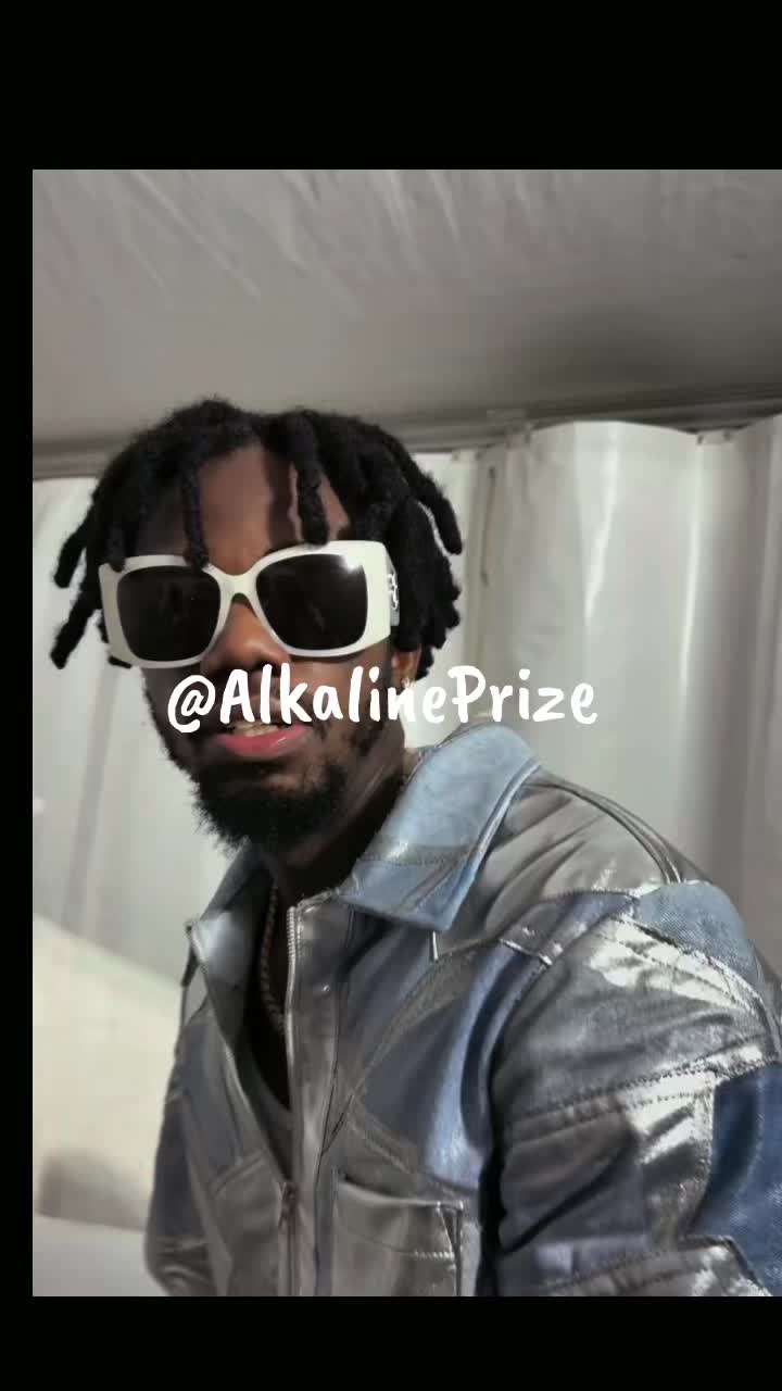 @🎭ALKALINE🛸