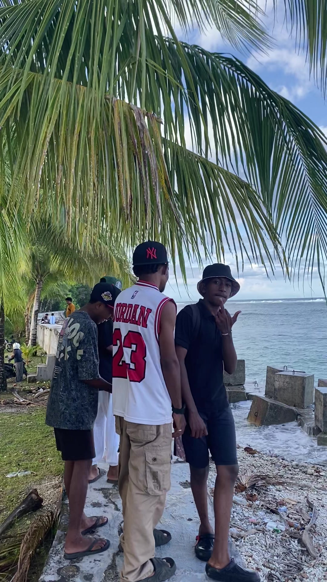 @InayaH_21🌴🦋