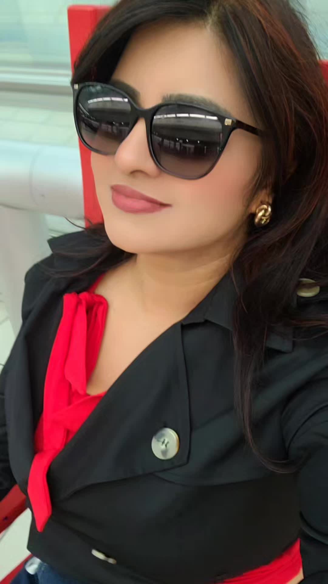 @ShwetaV