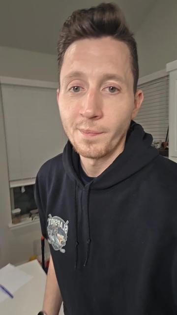 @ImAHockeyGuy