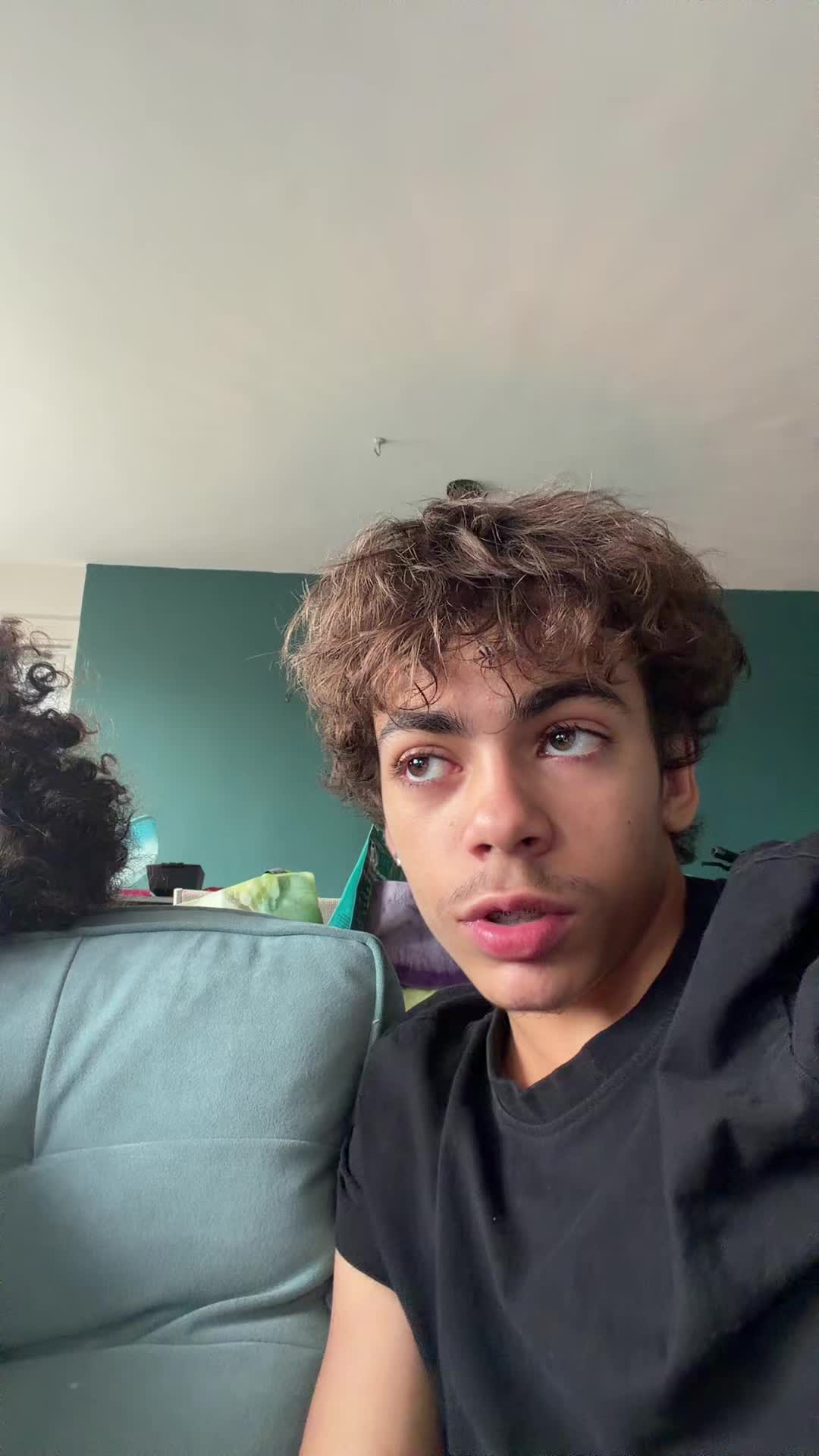 @iseezayy