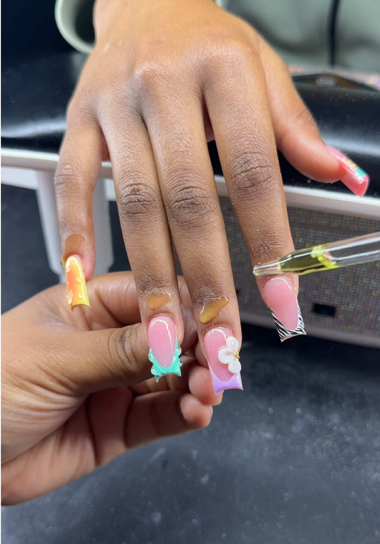 @BARBIE✩‧&deg;❀