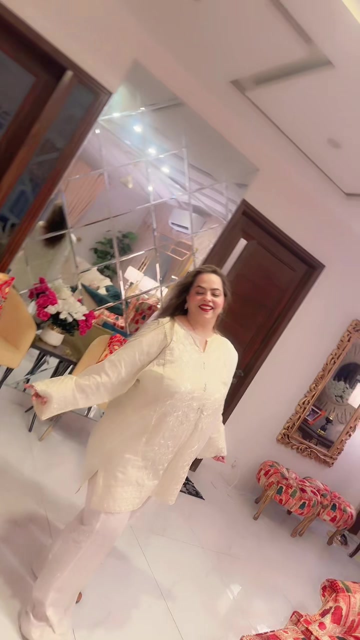 @Jee Madiha Shah Jee