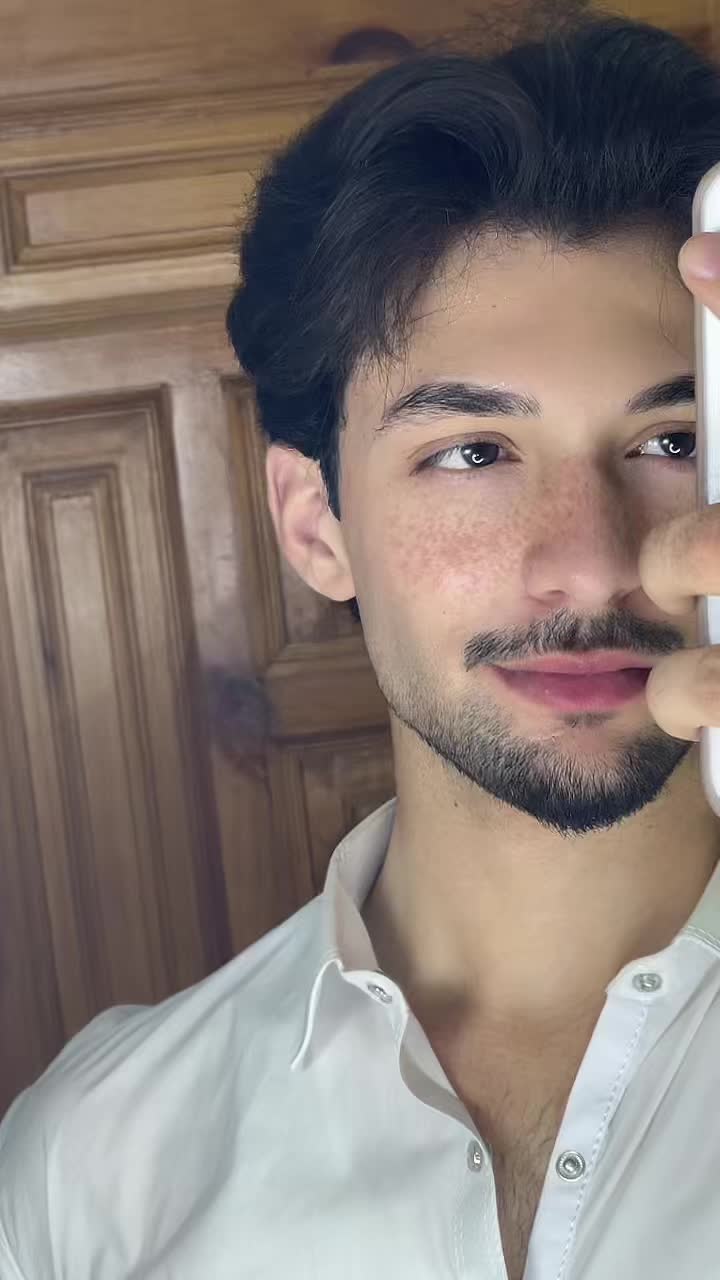 @𝘈𝘯𝘢𝘴 𝘬𝘩𝘢𝘯