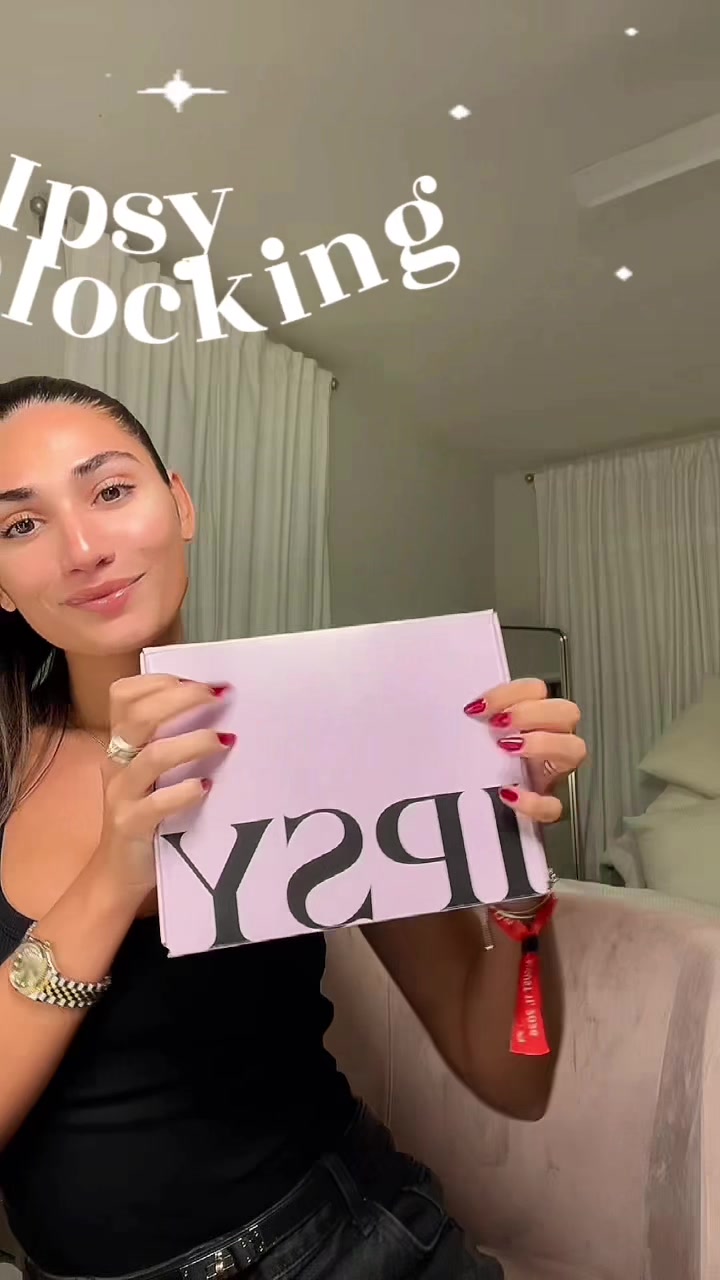@carmenatealexa