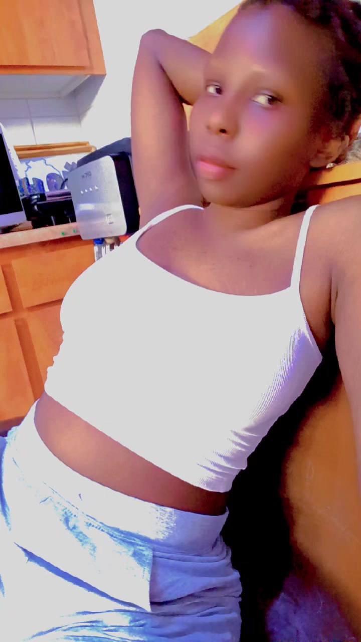 @🌸🦂chemuu💜🐇