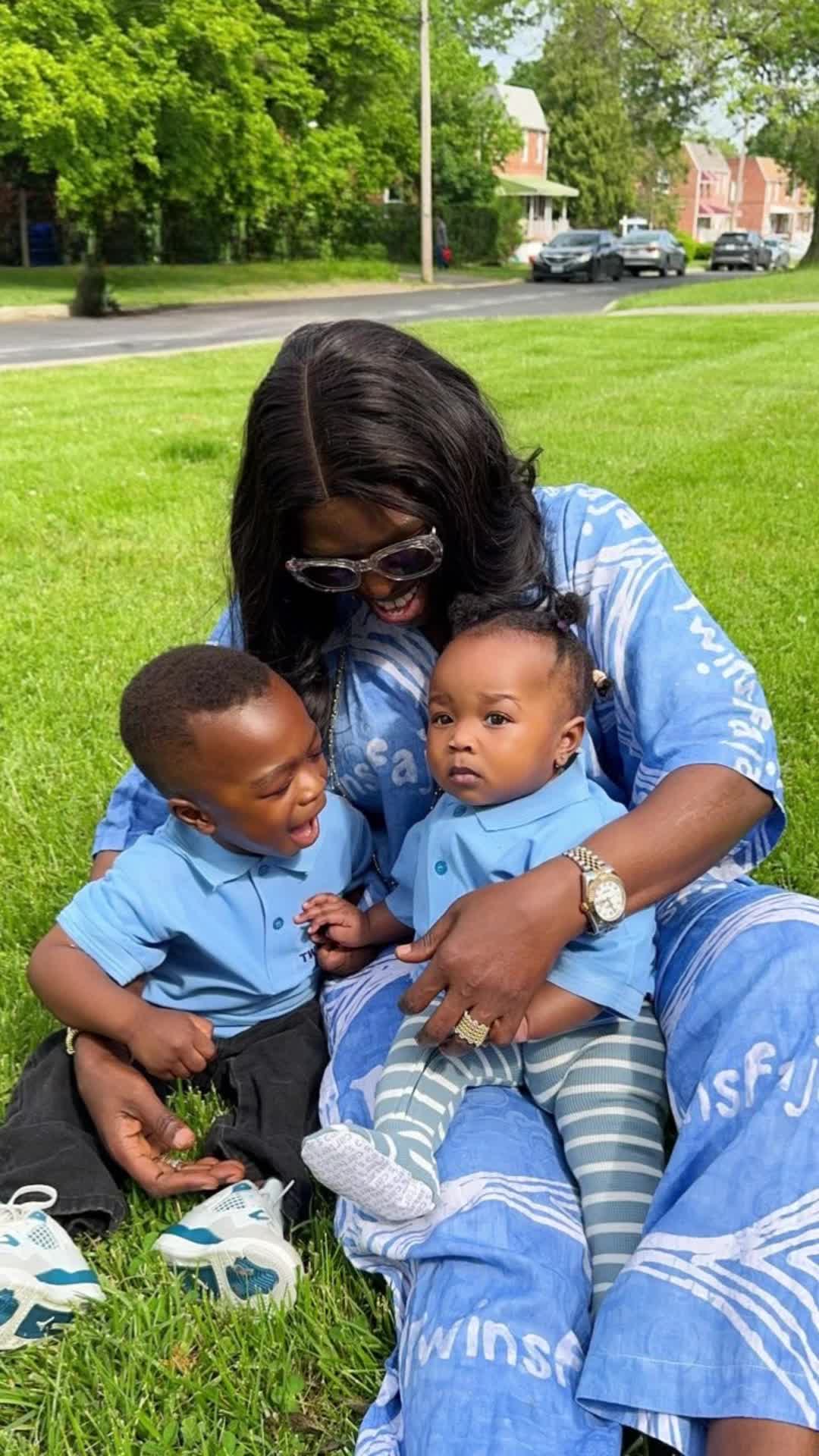 @Twinsfaja