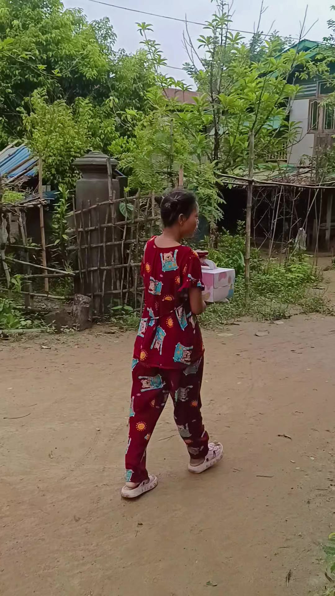 @မမဟန်နီ🎀(Suprise Gift🎂)