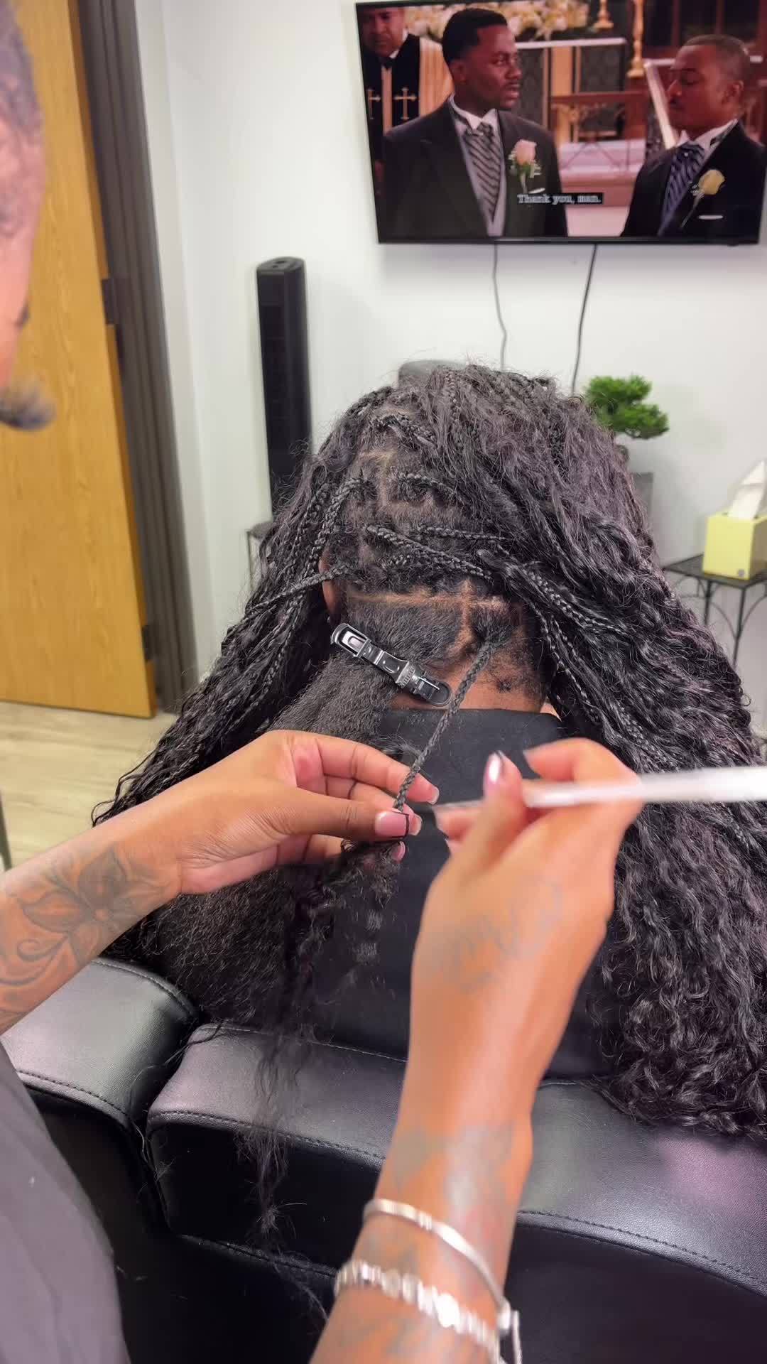@Houston’s Braider/Lash Tech