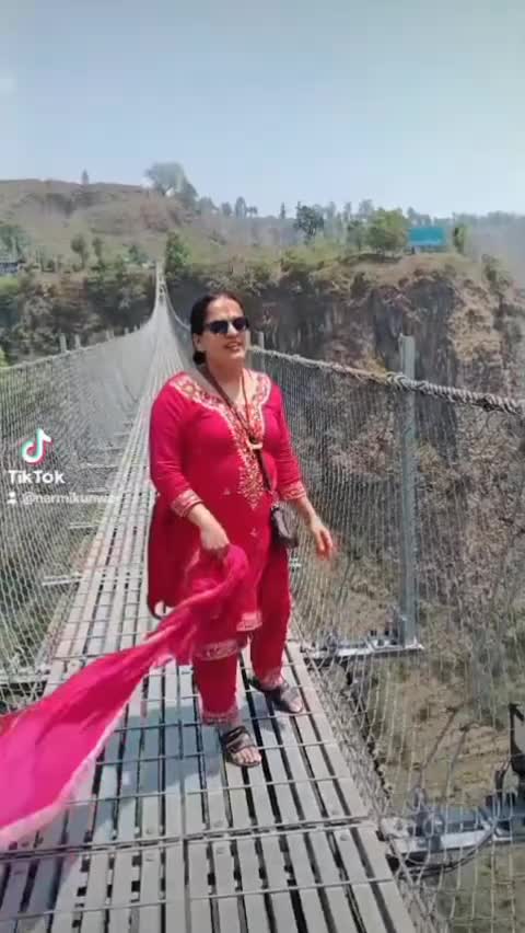 @सुमित्रा बास्तोला