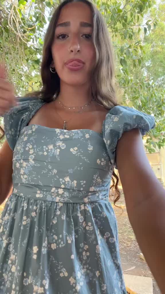 @bella_leventhal