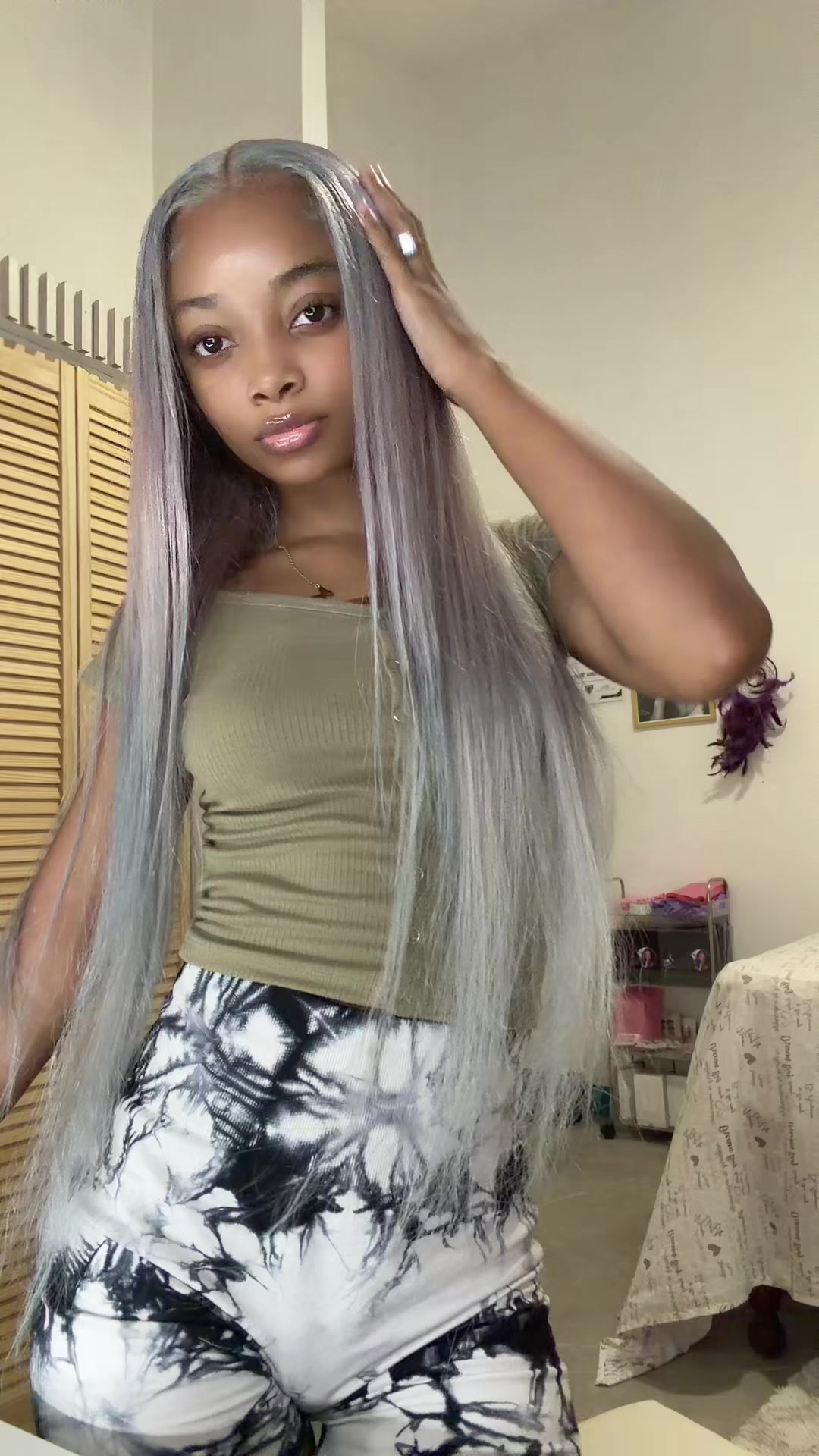 @𝐓𝐡𝐞𝐑𝐞𝐚𝐥𝐑𝐢𝐚𝐚💜