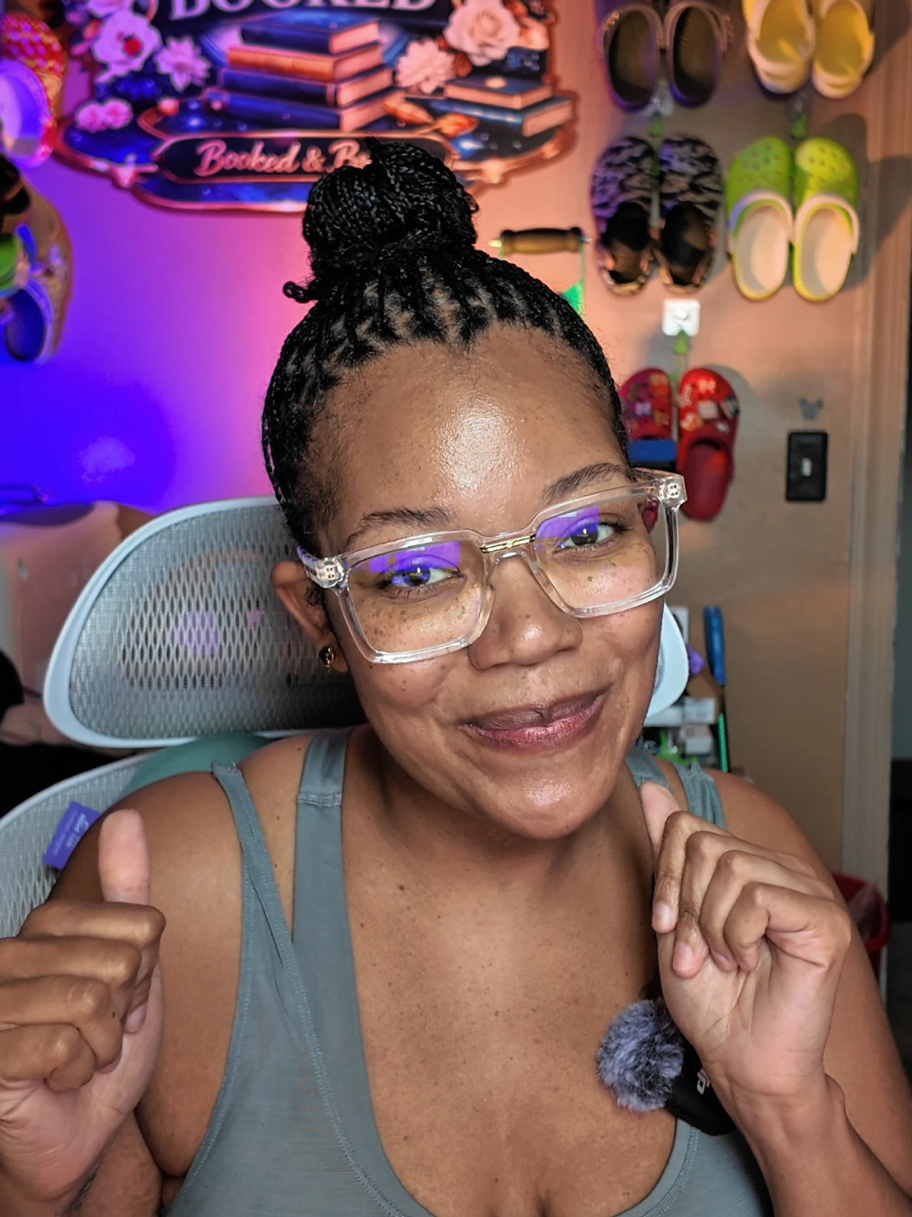 @AmbyBooked