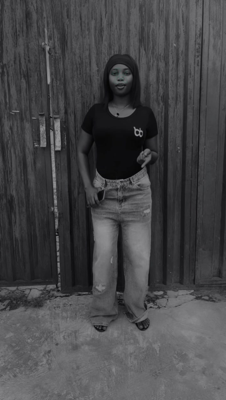 @Anikeade 🥰💕