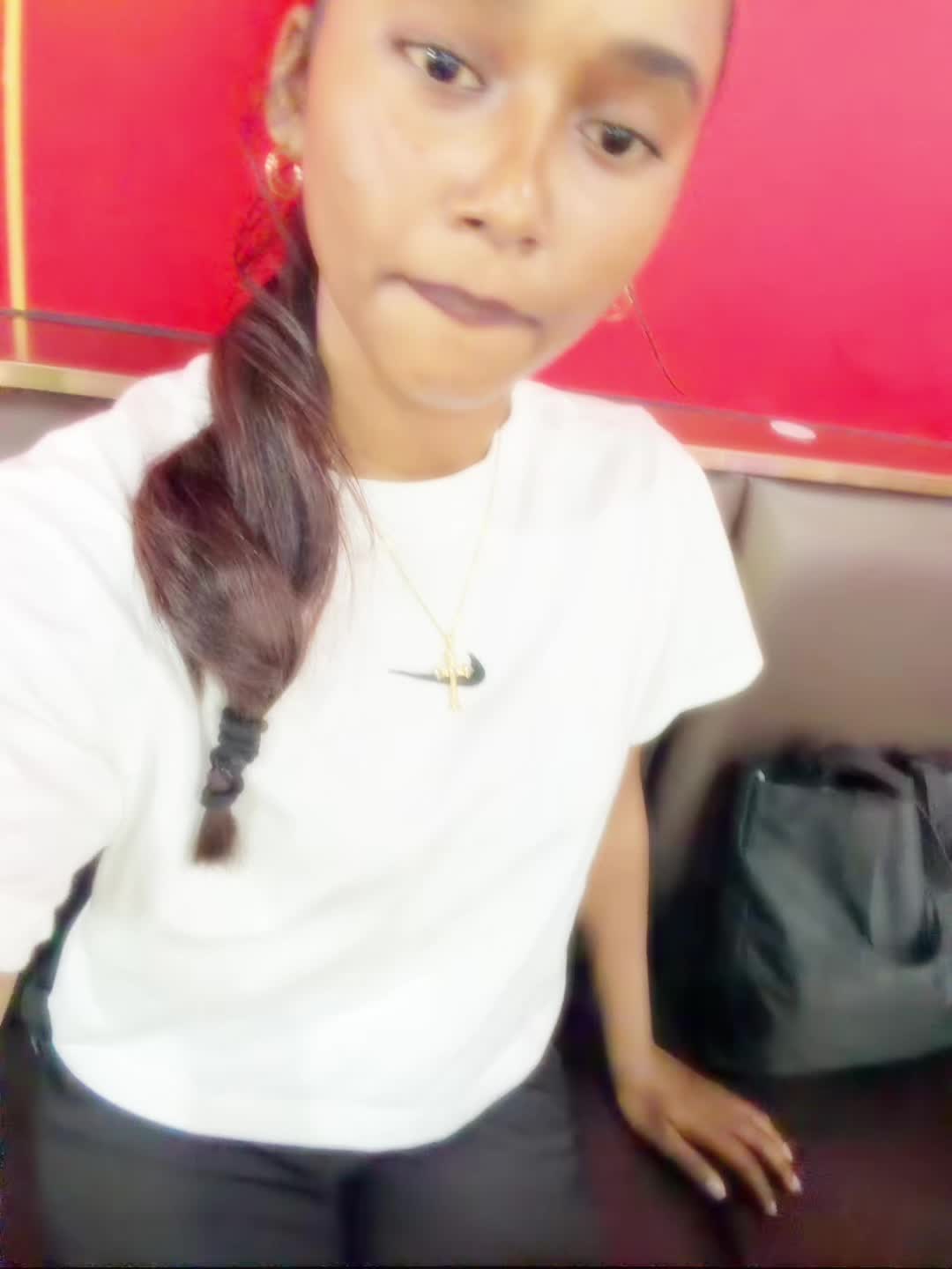 @JASMINE🦦