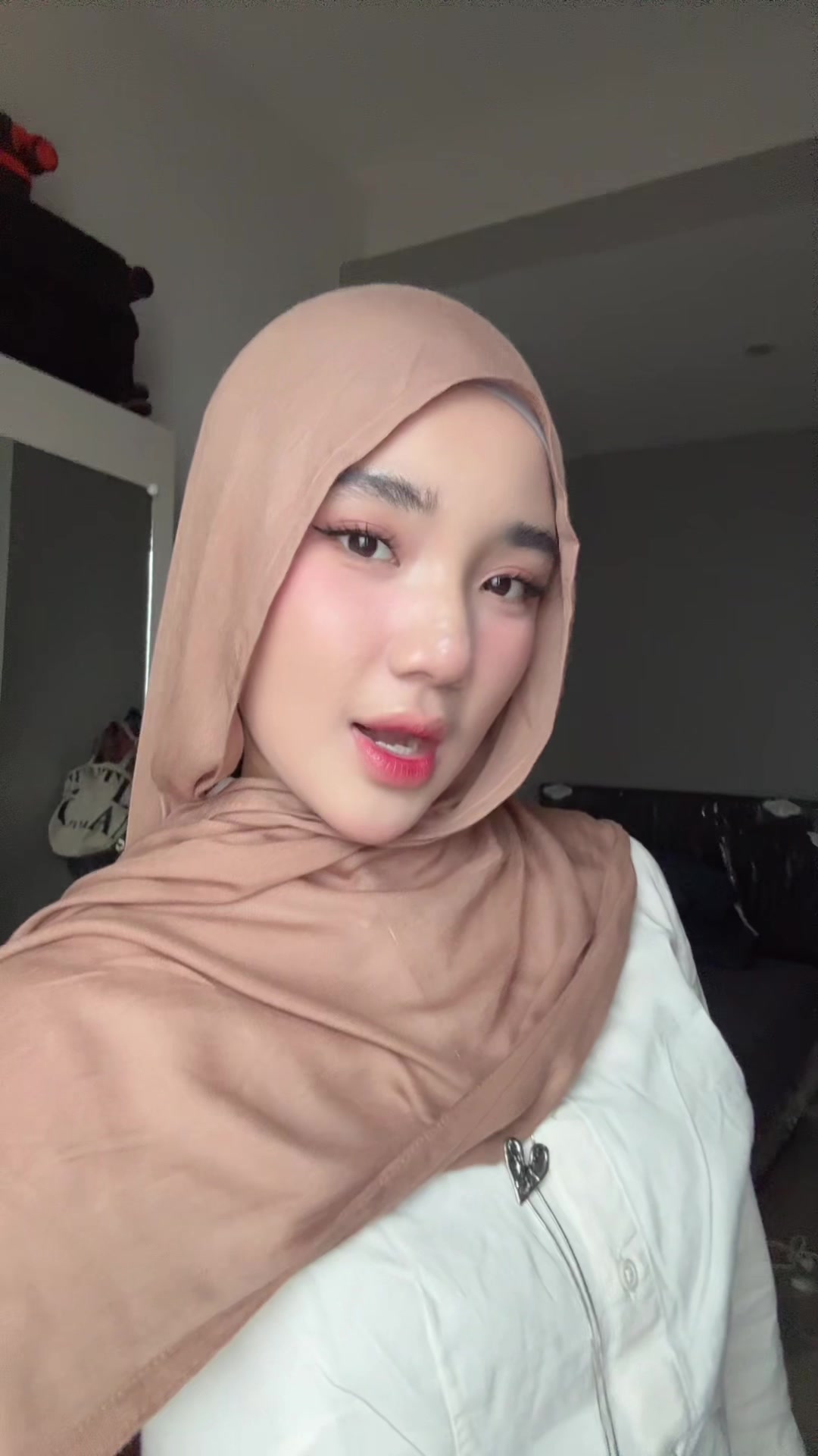 @naila kanaya