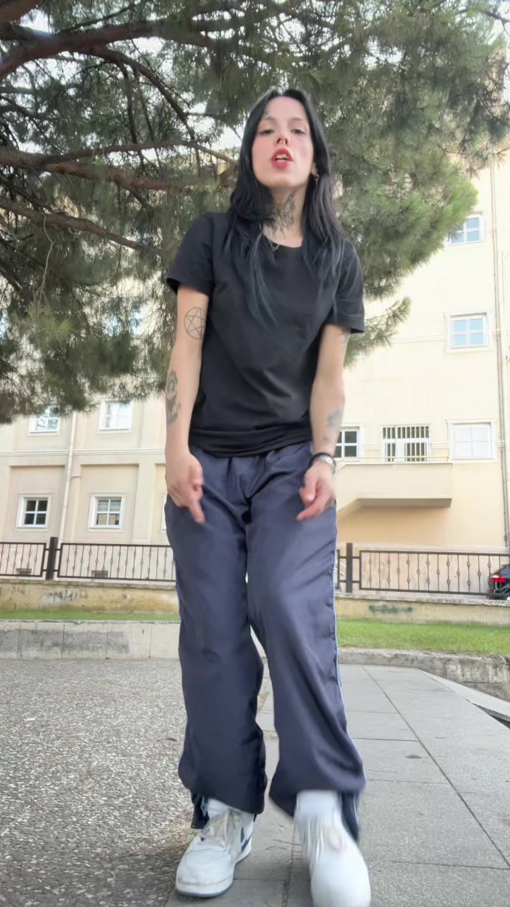 @Lara🇹🇷