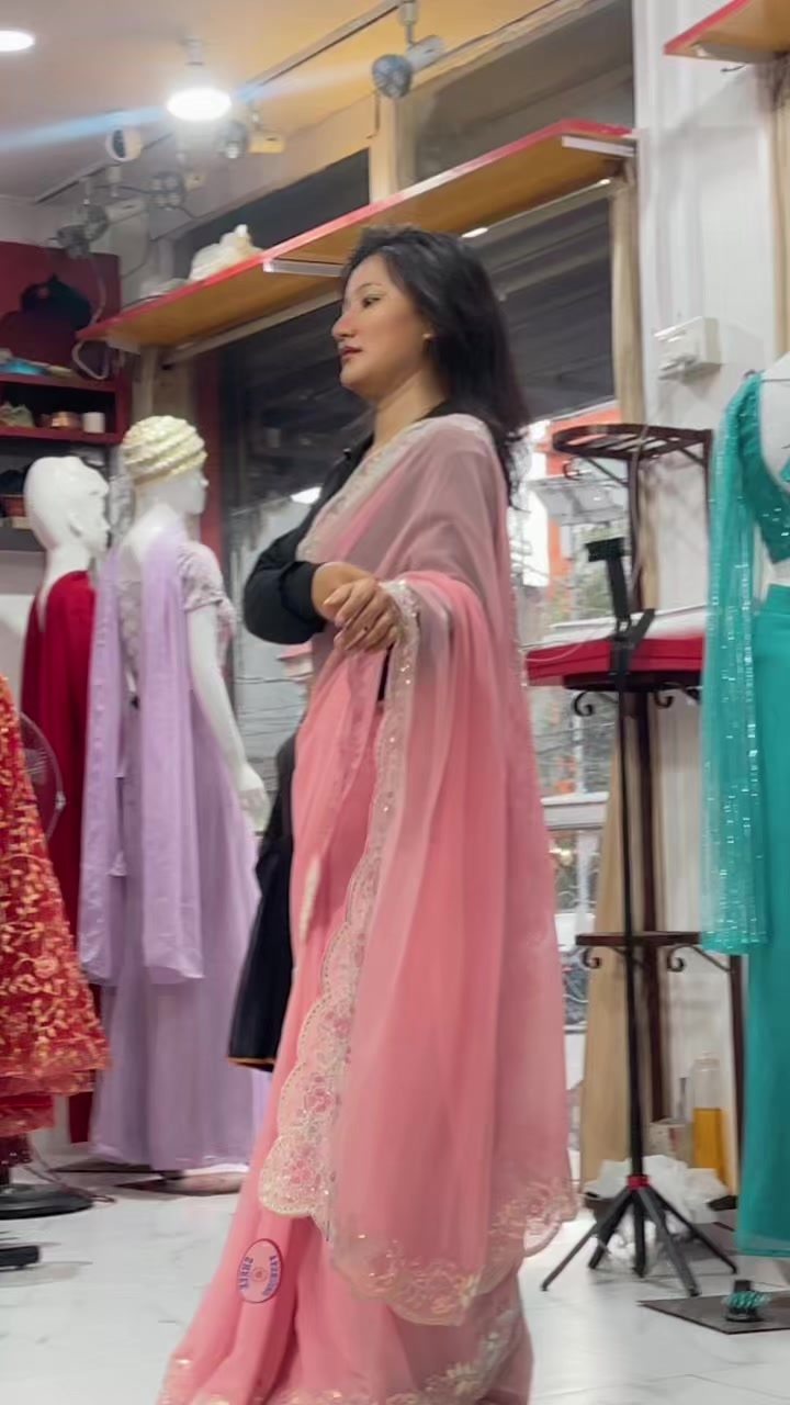 @Sharon&rsquo;sboutique