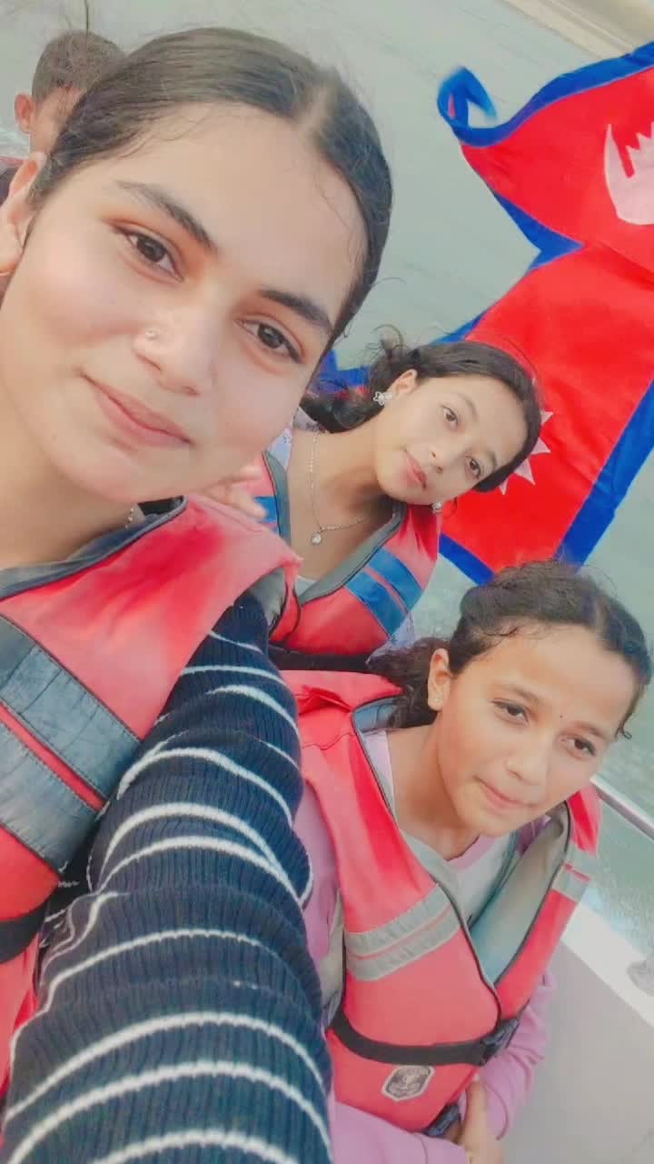 @Deepa_🩷✨