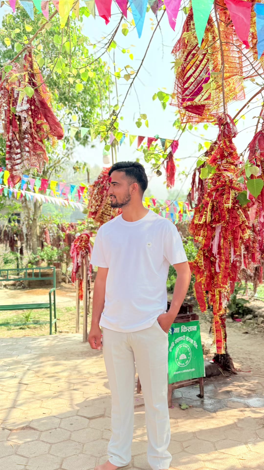 @Love❣️Is❣️Life मिस्टर कोरोना)