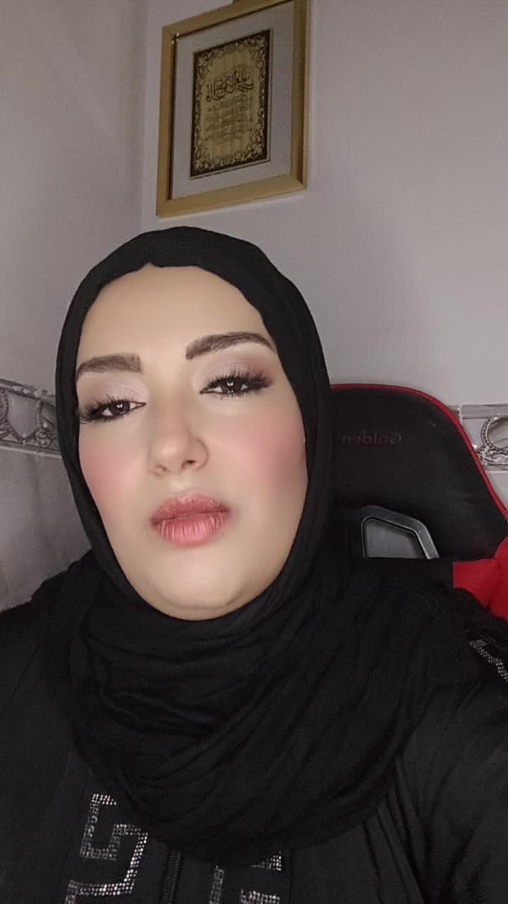 @مروة (وزيرة السعادة)🇩🇿