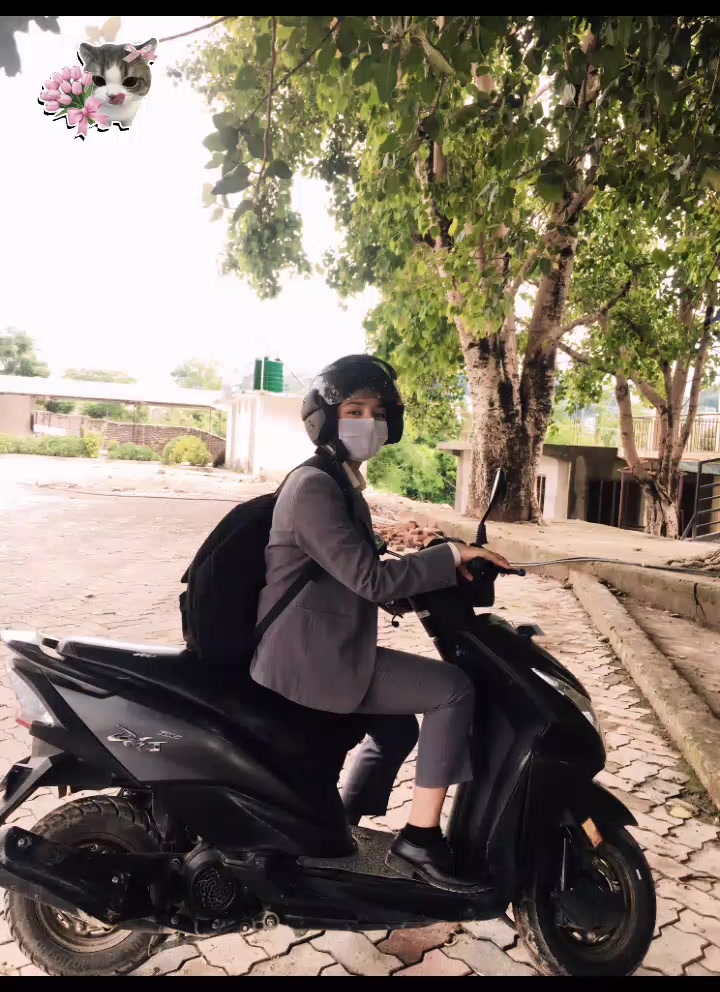 @SRISHTI✝️,✝️