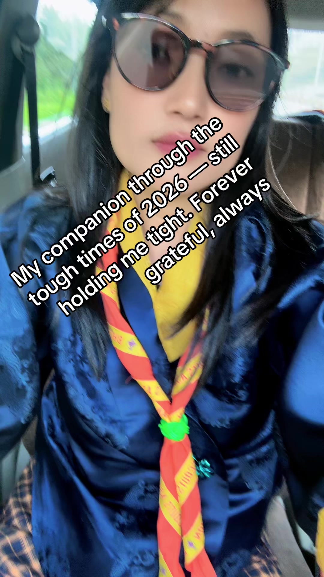 @ལྷ་འཛིན་ ལྷ་མོ།༄༅