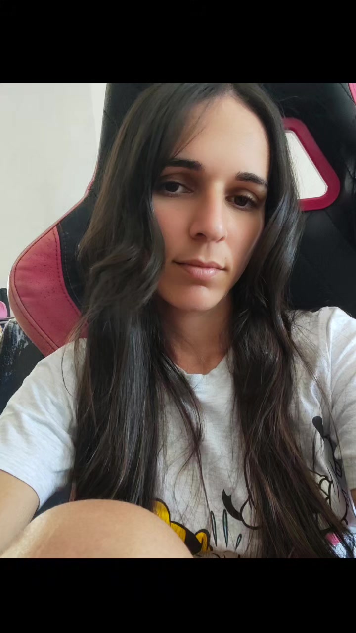 @Daniella Alvanaz🤳🏻