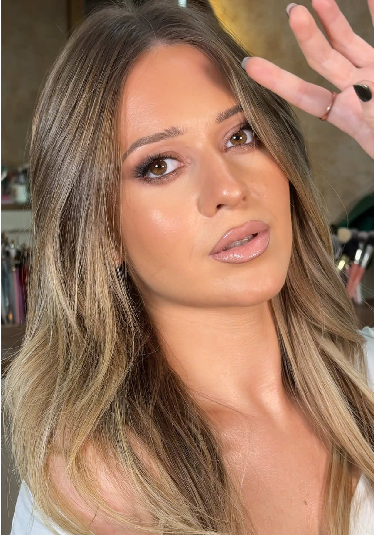 @Una | Makeup artist