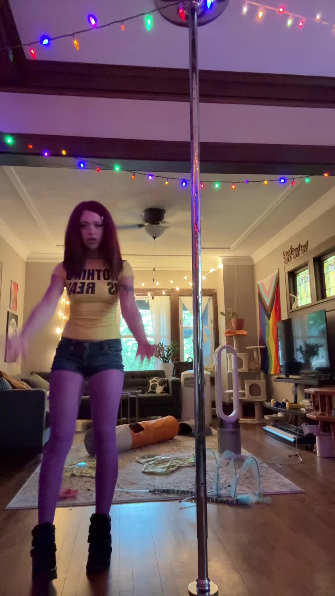 @greensaucegirl