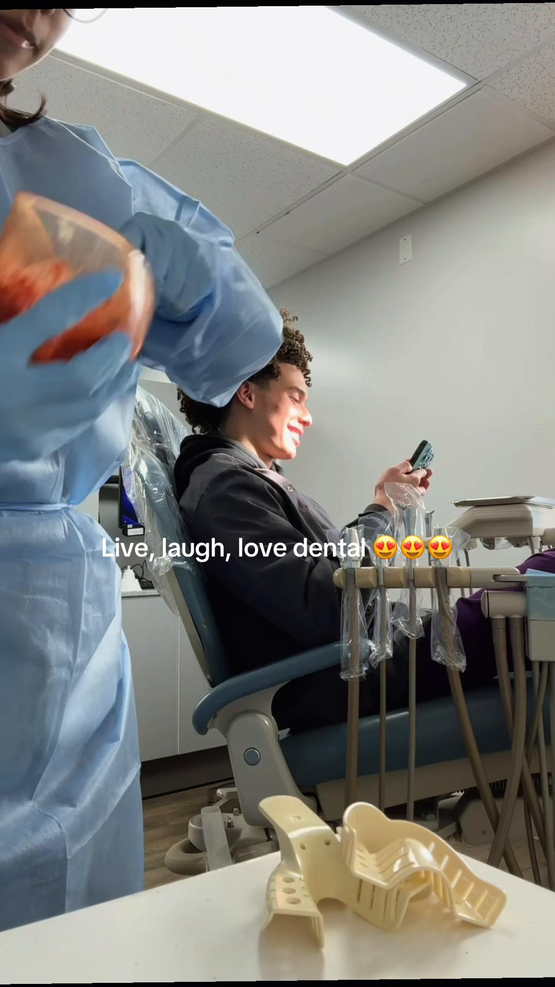 @️