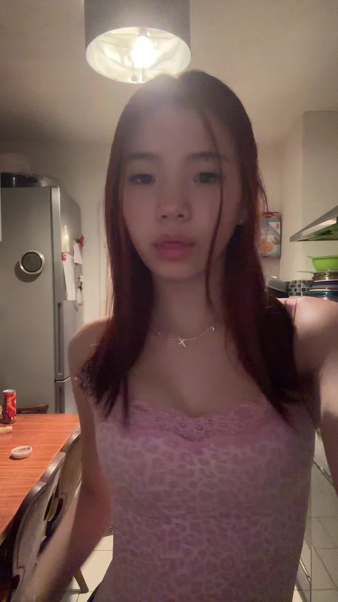 @Julliz