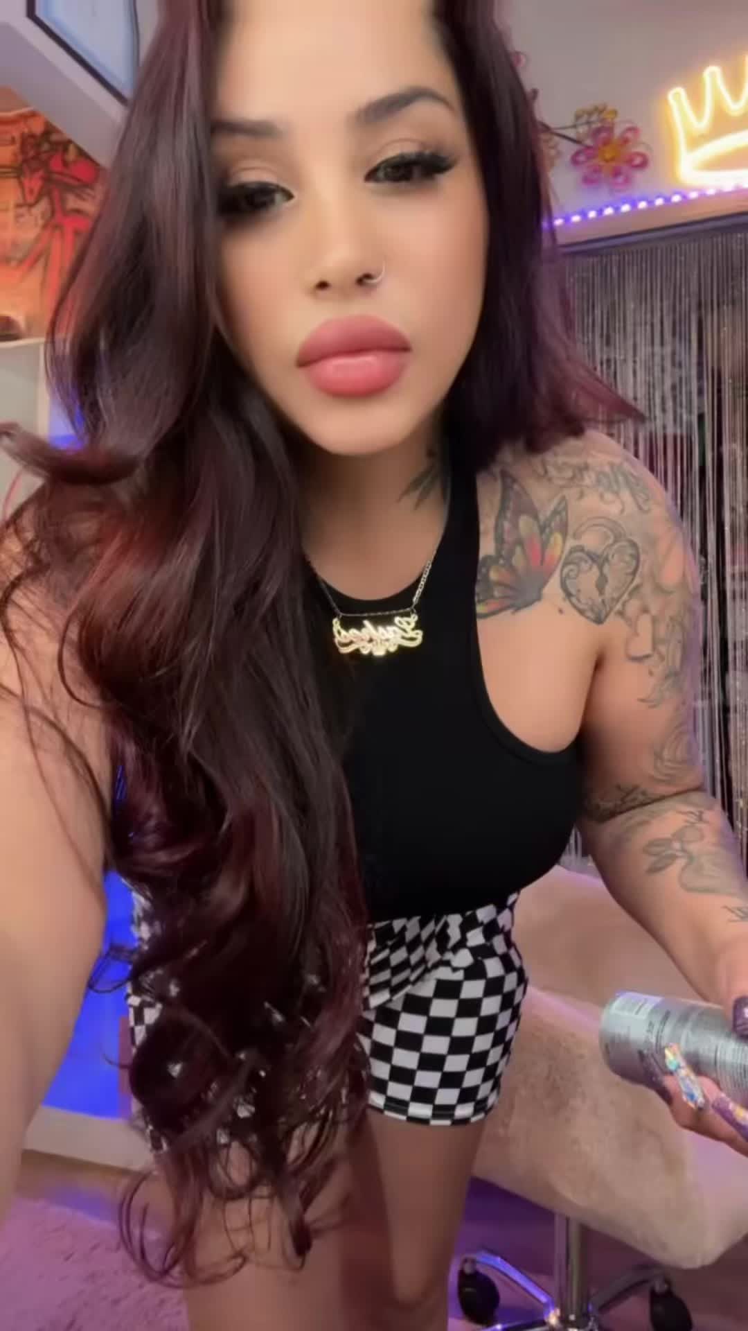 @Love_lashes559