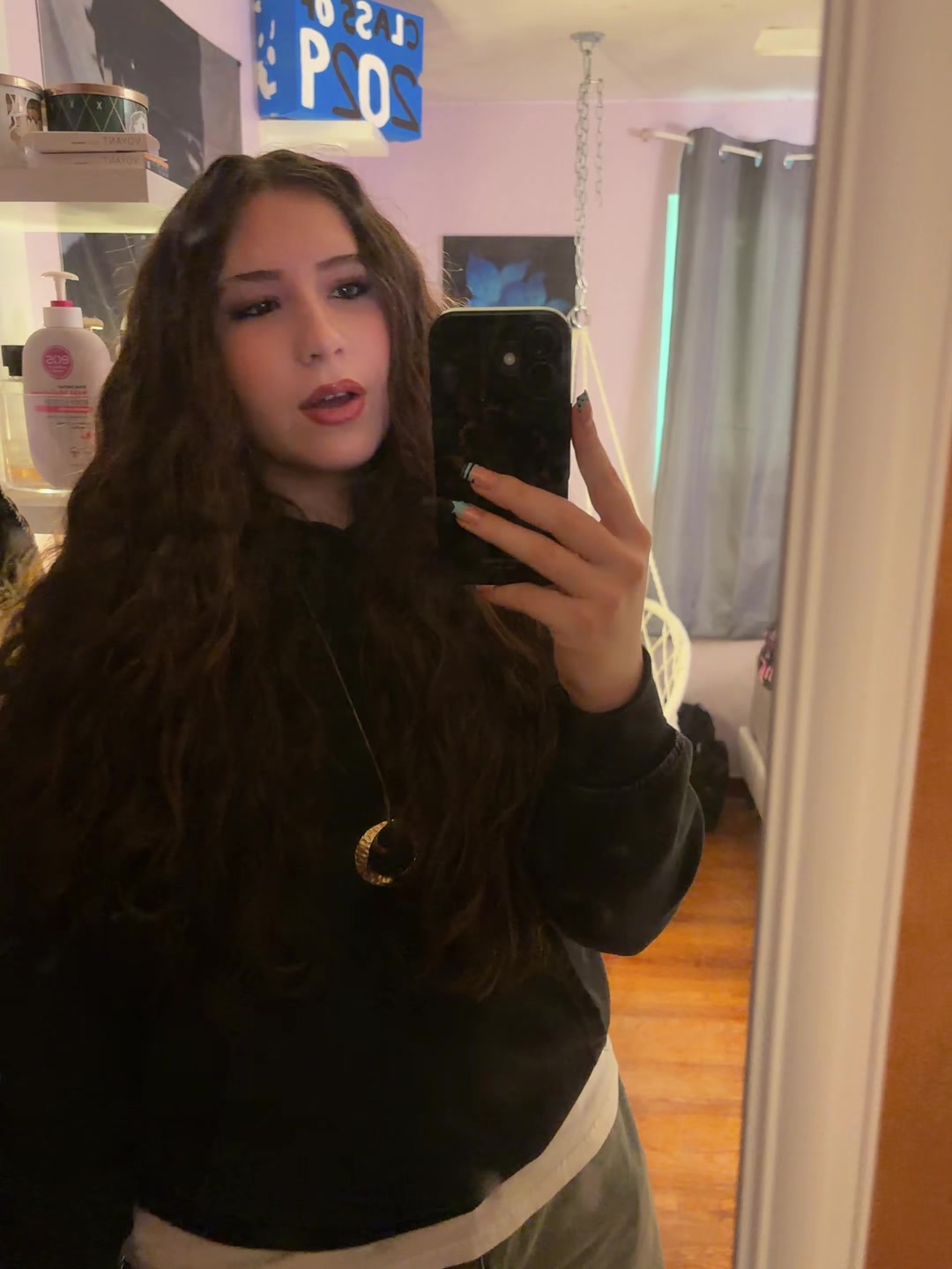 @𝑀𝒾𝓀𝒶𝓎𝓁𝒶