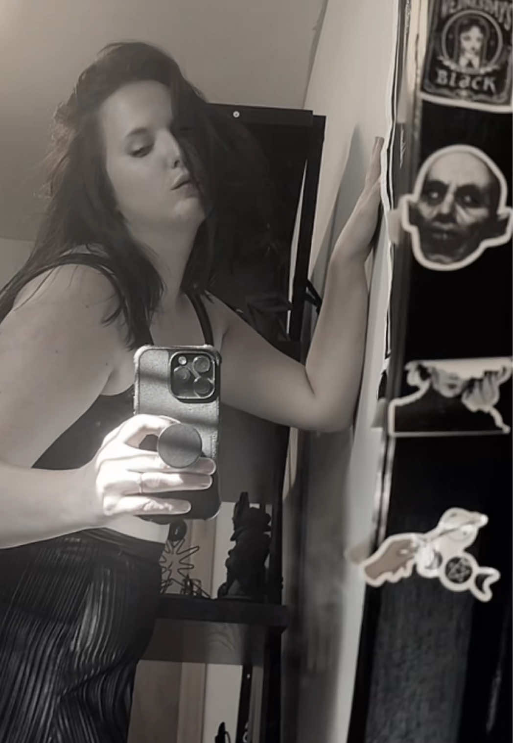 @GOTHICXIX