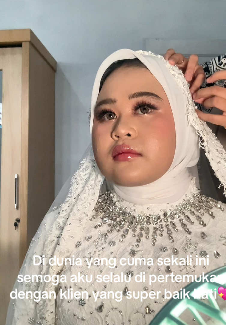 @Vel | MUA BINJAI